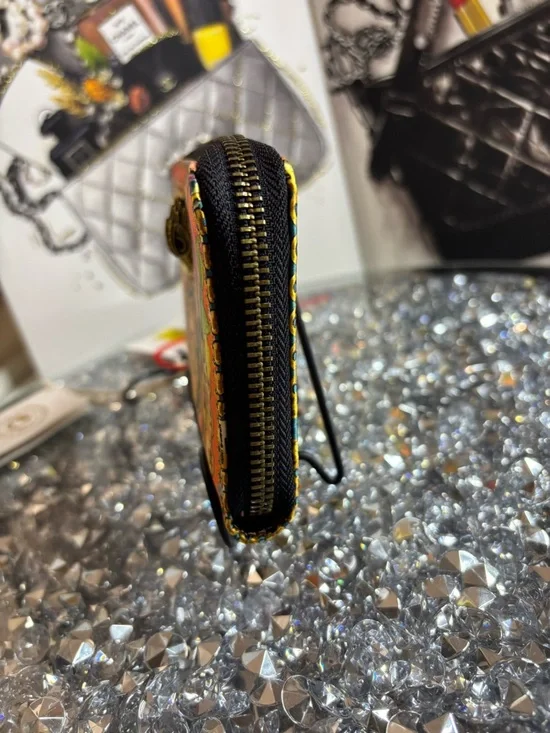 Kurt Geiger RARE London Small Scarf Print Wallet NWT - Picture 11 of 15